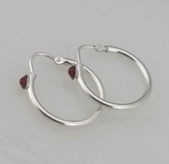 Solide Argent Sterling 925 petit Sweet Heart Boucles d/'oreille USA Vendeur