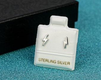 Sterling Silber Blitz Bolt Ohrstecker, Blitz Ohrstecker, Blitz Ohrstecker, Minimalistische Ohrringe, Knorpel Ohrstecker