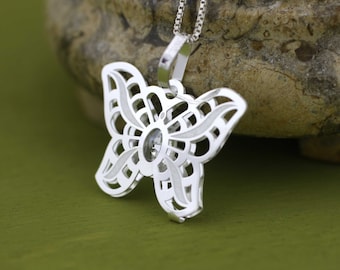 Fjärilshalsband, Fjärilshalsband i sterlingsilver, Silverfjäril med CZ, Silverfjärilshänge, Djurhalsband, Bohohalsband