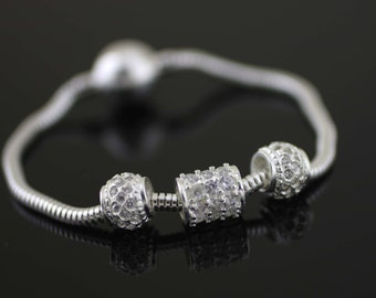 PANDORA シルバーブレスレット チャーム付き 本物のスターリングシルバー PANDORA ブレスレット、チャーム 2 個付き