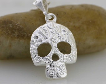 Mexican Sterling Silver Skull pendant, Sterling Silver Mexican Sugar Skull Necklace, Halloween Jewelry, Day of the Dead Necklace, 925 Silver