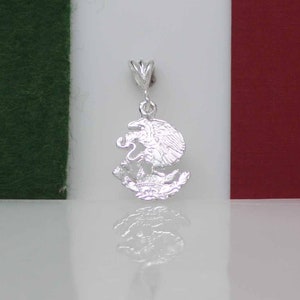 Colar mexicano de prata, pingente de bandeira mexicana, emblema mexicano, colar de águia mexicana, brasão mexicano,