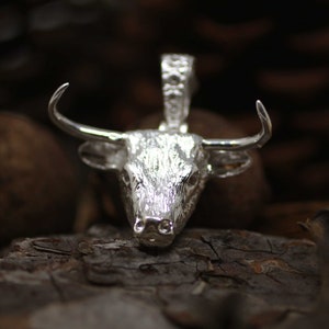 Sterling Silver Bull Head Necklace, Silver Bull Necklace, Large Silver Men Necklace, Silver Longhorn Necklace, Western Jewelry, Taurus