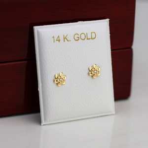 Dainty Flower 14k Gold Stud Earrings, 14k Flower Stud Earring, Rose Stud Earrings, 14k Small Flower Screw Back Earrings, Baby Earrings,