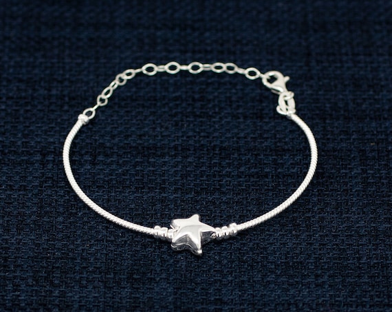 Heavenly Native American Navajo Sterling Silver Cross Textured Bracelet Heavenly Native American Navajo Sterling Silver Cross Textured Bracelet