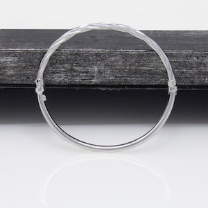 Sterling Silver Bangle Bracelet, Silver Modern Bangle, Bangle, Silver Secure Bracelet, Silver Oval Tube Bangle Bracelet