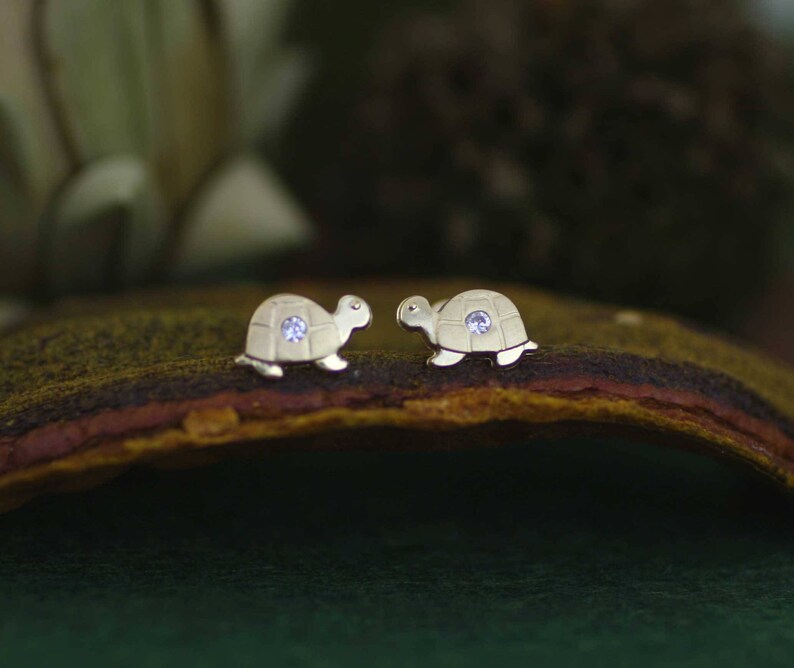 Girl Stud Gold Turtle Earring Baby Earrings 14K Gold Turtle Stud Earrings Gold Screw Back Earrings Gold Turtle Stud Earring