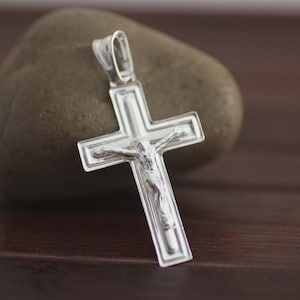 Silver Cross Necklace, Medieval Cross Necklace, Crucifix Cross Pendant, Solid Silver Cross Necklace, Silver Crucifix Necklace, Light Cross