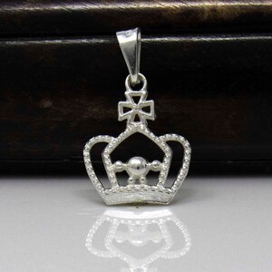 Silver Crown Necklace, Quinceañera Necklace, Silver Crown, Brides necklace, Princess Necklace, Silver Crown Cross Pendant, Valentine&#39;s Day