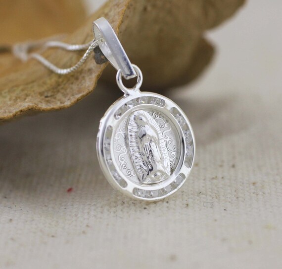 Sterling Silver Themed Jewelry Pendants /& Charms Solid 18 mm 23 mm Our Lady Of Guadalupe Medal
