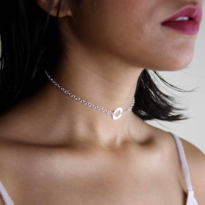 Sterling Silver Choker Necklace, Choker Necklace With Circle Charm, Elegant Choker Chain, Silver Choker Necklace , Silver Circle Necklace