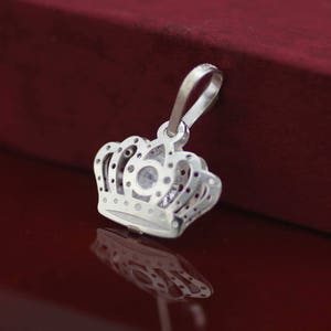 Sterling Silver Crown Necklace, Quinceañera Necklace, Silver Crown Charm with Cz, Brides necklace, Princess Necklace, Valentine&#39;s Day
