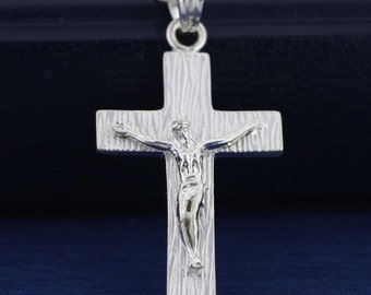 Sterling Silver Cross Necklace, Protection Charm, Crucifix Cross Pendant Sterling Silver, Solid Silver Cross Necklace, Silver Crucifix