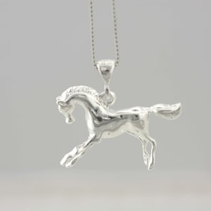 Silver Horse, Sterling Silver Horse Necklace, Horse Pendant, Horse Charm, 925 Solid Sterling Silver Horse, Animal jewelry