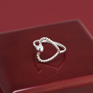 Sterling Silver Knuckle Ring, Sterling Silver Midi Ring, Silver Knuckle Heart Ring, Silver Minimalist Heart Ring, Modern Knuckle Ring