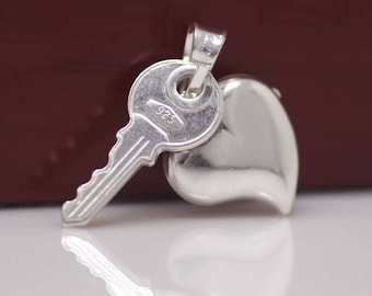 NUOVO!!! Un bellissimo set di gioielli: collana, orecchini e bracciale di LBVYR, tonalità argento - Non argento). - Italia