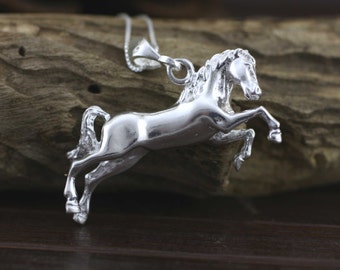 Silver Horse, Sterling Silver Horse Necklace, Horse Pendant, Silver Horse Necklace, 925 Solid Sterling Silver Horse, Animal jewelry