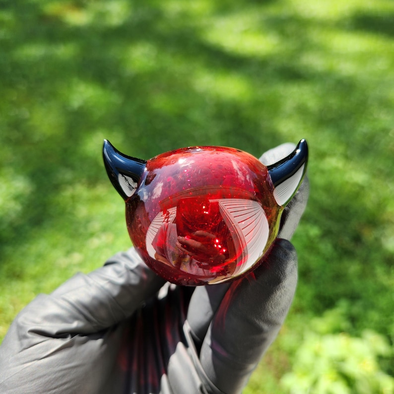 Devil Horn Glass Pipe With Tail-shaped Neck | Red Frit Spoon With ...