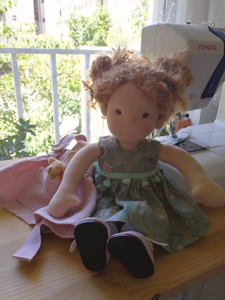 Muñeca Waldorf Carly con juego de ropa 12inch 32cm muñeca