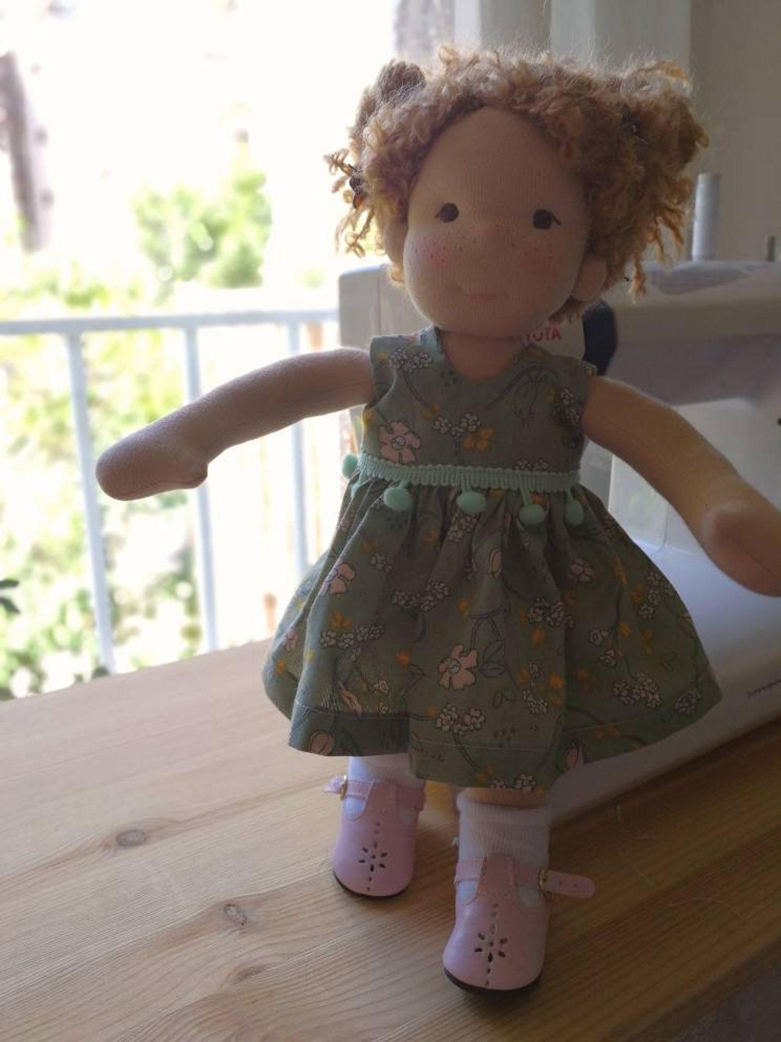 Muñeca Waldorf Carly con juego de ropa 12inch 32cm muñeca