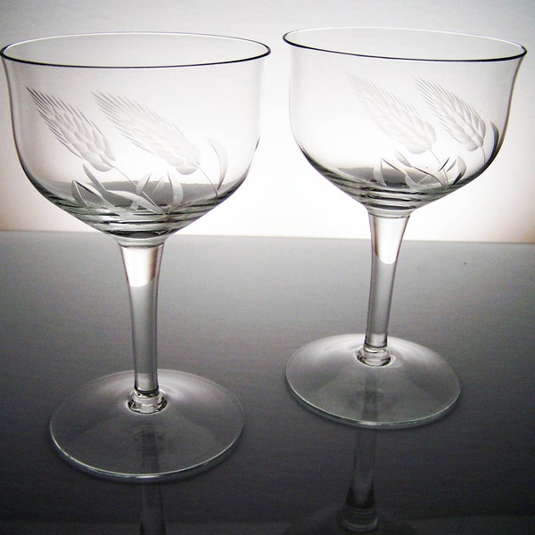 2 Cut Wheat Wine Glasses - "Danube" by Toscany - 7 Ounce Rhine Wine Glass - Detailed Cut Wheat Heads and Leaves - Made in Romania