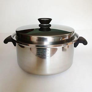 Amway Queen Multi Ply Stainless 18/8 - 5 Quart Stock Pot With Lid - Very Good Condition - Quality Cookware