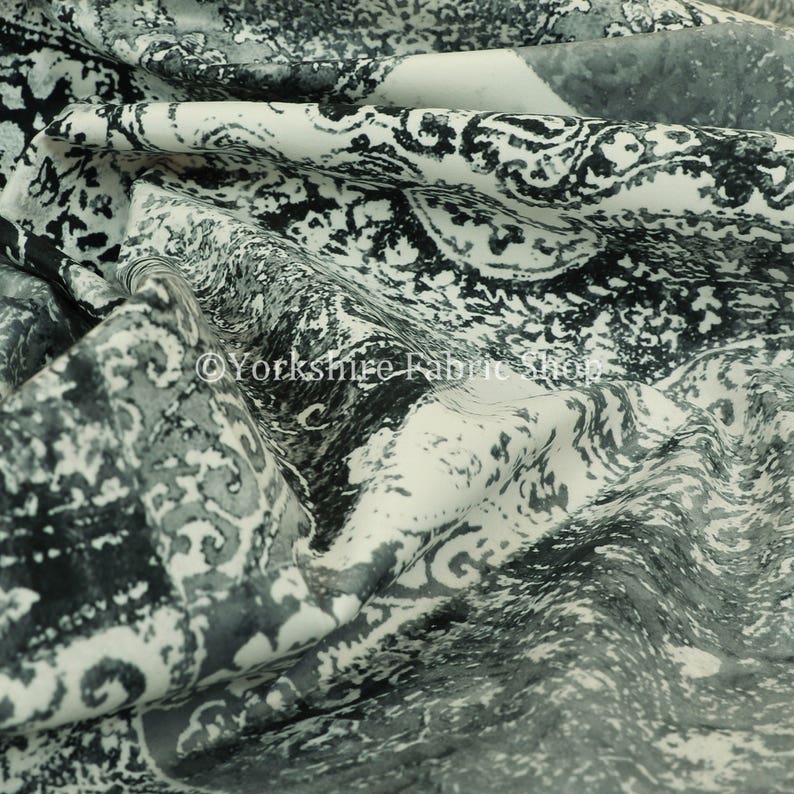Sold By The 10 Metres Fabric New Soft Printed Velvet Patchwork Damask Traditional Pattern Grey Upholstery Fabric