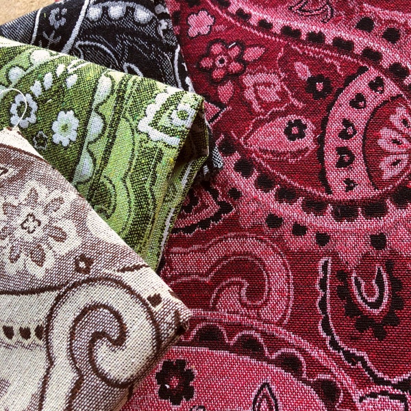 Groovy Paisley Jacquard Upholstery Fabric For Curtains, Cushions, Interior Design Soft Hard Wearing Polyester Paisley Fabric Per Metre