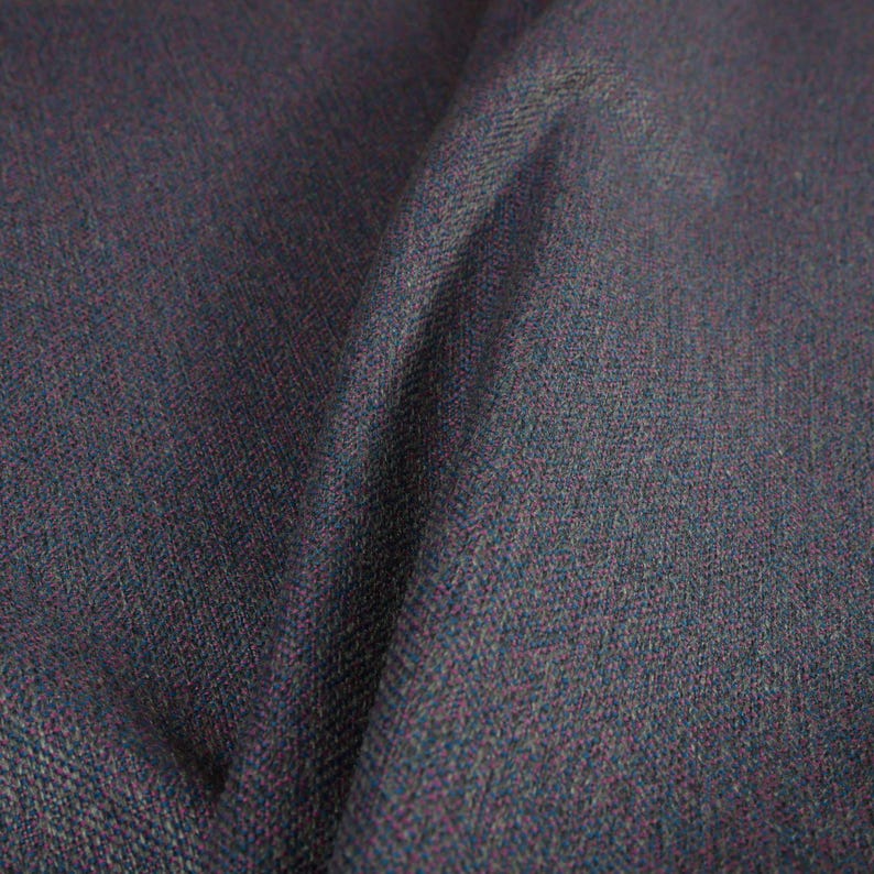 Tejido de cesta multicolor de gran peso para tapicería, sofás, muebles, cortinas, cojines y diseño de interiores. Tela lisa duradera por metro. Morado
