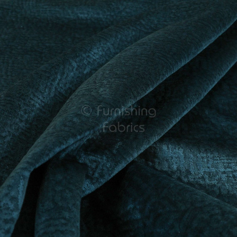 New Furnishing Upholstery Luxury Quality Soft Textured Velvet Fabric In Blue Colour For Sofas Curtains Sold By The Metre