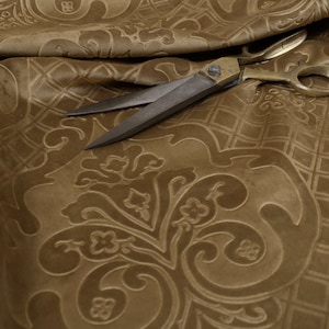 New Furnishing Soft Velvet Embossed Damask Quality Pattern Upholstery Fabric Upholstery In Brown Colour For Sofas Curtains By The Metre