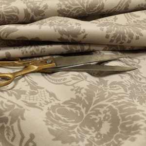 Soft Quality Printed Velvet Damask Pattern Beige Curtain Furnishing Upholstery Fabric - Sold By The 1 Metres Fabric