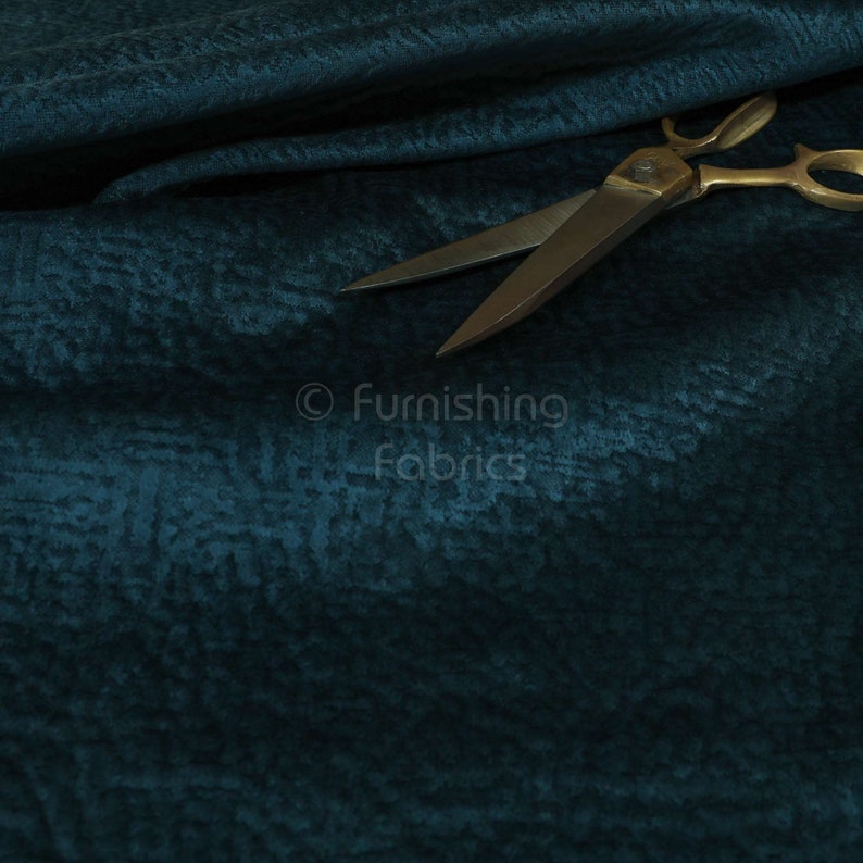 New Furnishing Upholstery Luxury Quality Soft Textured Velvet Fabric In Blue Colour For Sofas Curtains Sold By The Metre