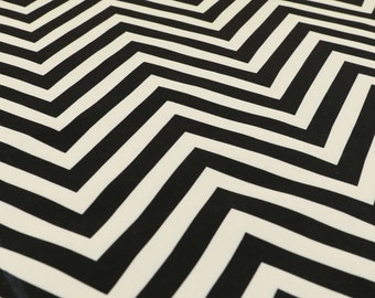 Tessuto Pizzo Rebrod&egrave; Con Applicazioni In Velluto Motivo Floreale Nero