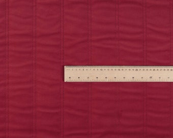 Nouveau tissu d’ameublement Nouveau designer cousu cannelé velours matelassé matériau de rembourrage souple en couleur rose framboise vendu au mètre