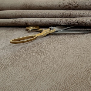 10 Metres Of New Soft Faux Suede Snake Animal Pattern Upholstery Fabric Golden Beige Colour Ideal In Sofas Curtains Soft Furnishing Interior