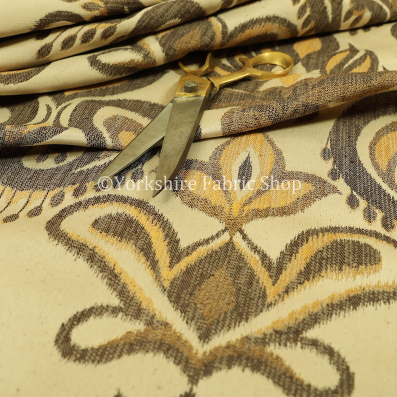 Sold By The 1 Metre Length Fabric Large Floral Damask Pattern Upholstery Curtain Furnishing Fabric In Cream Brown