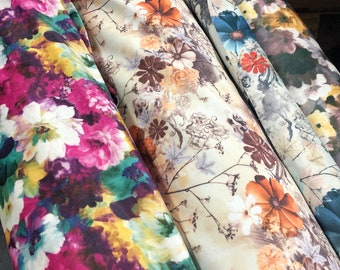 Tejido de terciopelo suave con estampado floral para tapicería de sofás, cortinas, cojines y accesorios de interior. Tejidos duraderos por metro.