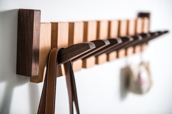 Aazon.co: LIVESO Wood Wall Hooks, 4 Pack Odern Inialist Wood Hooks
