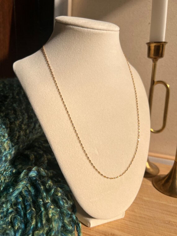 Twist Necklace 14K