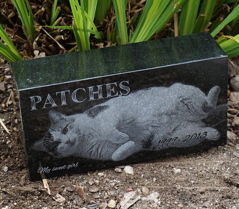 laser engraved granite pet memorials