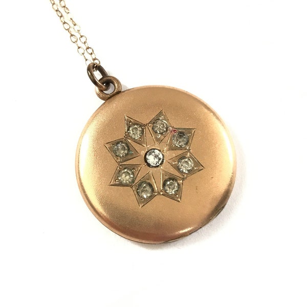 Vintage BB Co. Flower Star Deco Paste Locket