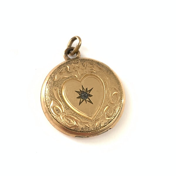 Vintage Round Locket with Etched Heart and Starburst,  Gold Filled Star Locket , Antique Photo Locket, Heirloom Pendant