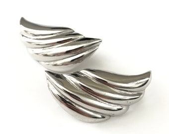 Vintage Silver Plated Wing Earrings // Silver Wings Earrings // Vintage Wing Earrings // Simple Statement