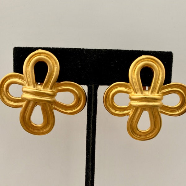 Vintage Byzantine Inspired Maltese Cross Chunky Gold Clip On Earrings // 80s Statement Earrings // Runway Earrings