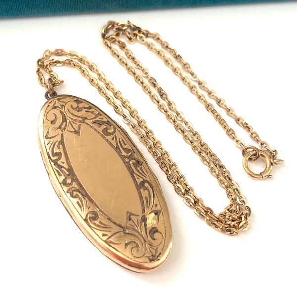 Vintage Art Deco Ballroom Regency Style Long Oval Gold Filled Photo Locket Necklace - AS IS