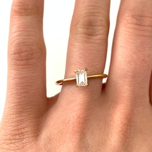 Vintage Gold Tone Clear Baguette Solitaire Cubic Zirconia Stacking Ring Band