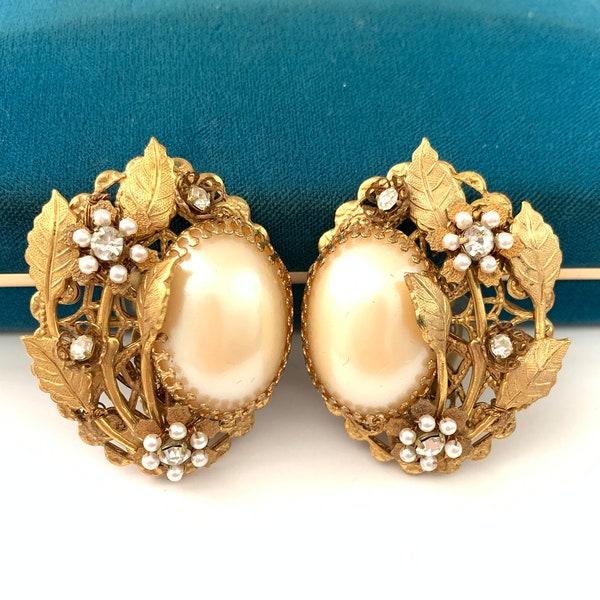 Stunning Vintage 1940s Gold Filigree Faux Pearls Beaded Flower Leaf Vine Clip On Earrings, Haskell Style Wedding Earrings