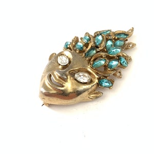 Vintage REJA Gold Plated Aqua Blue Rhinestone Face or mask brooch, Face Figural Brooch, Reja Brooch Pin image 3