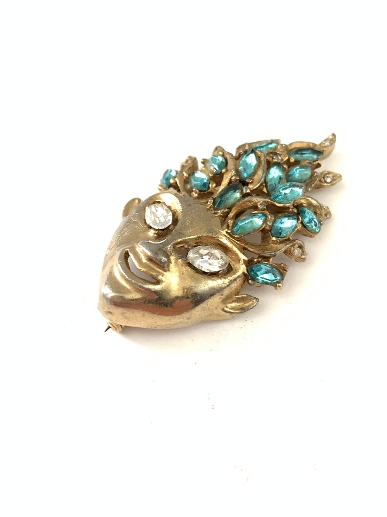 Vintage REJA Gold Plated Aqua Blue Rhinestone Face or mask brooch, Face Figural Brooch, Reja Brooch Pin image 3